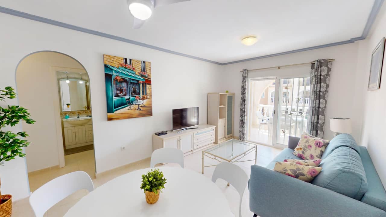 Living dining area