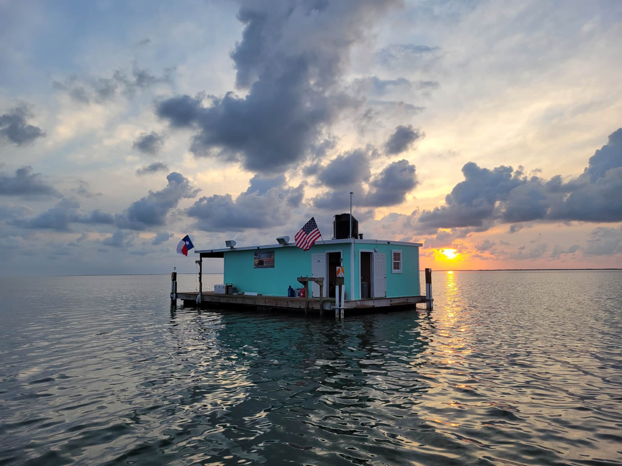 Baffin Bay Penthouse Cabin in Corpus Christi