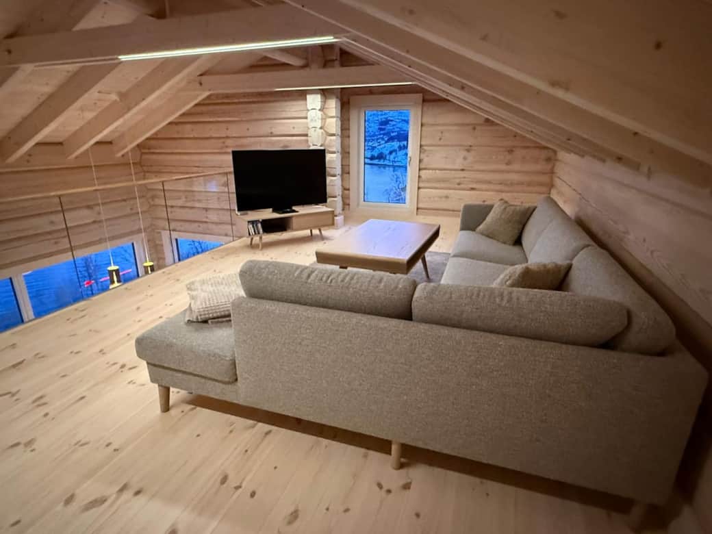 Living area on the upper floor – open feeling of space & view included