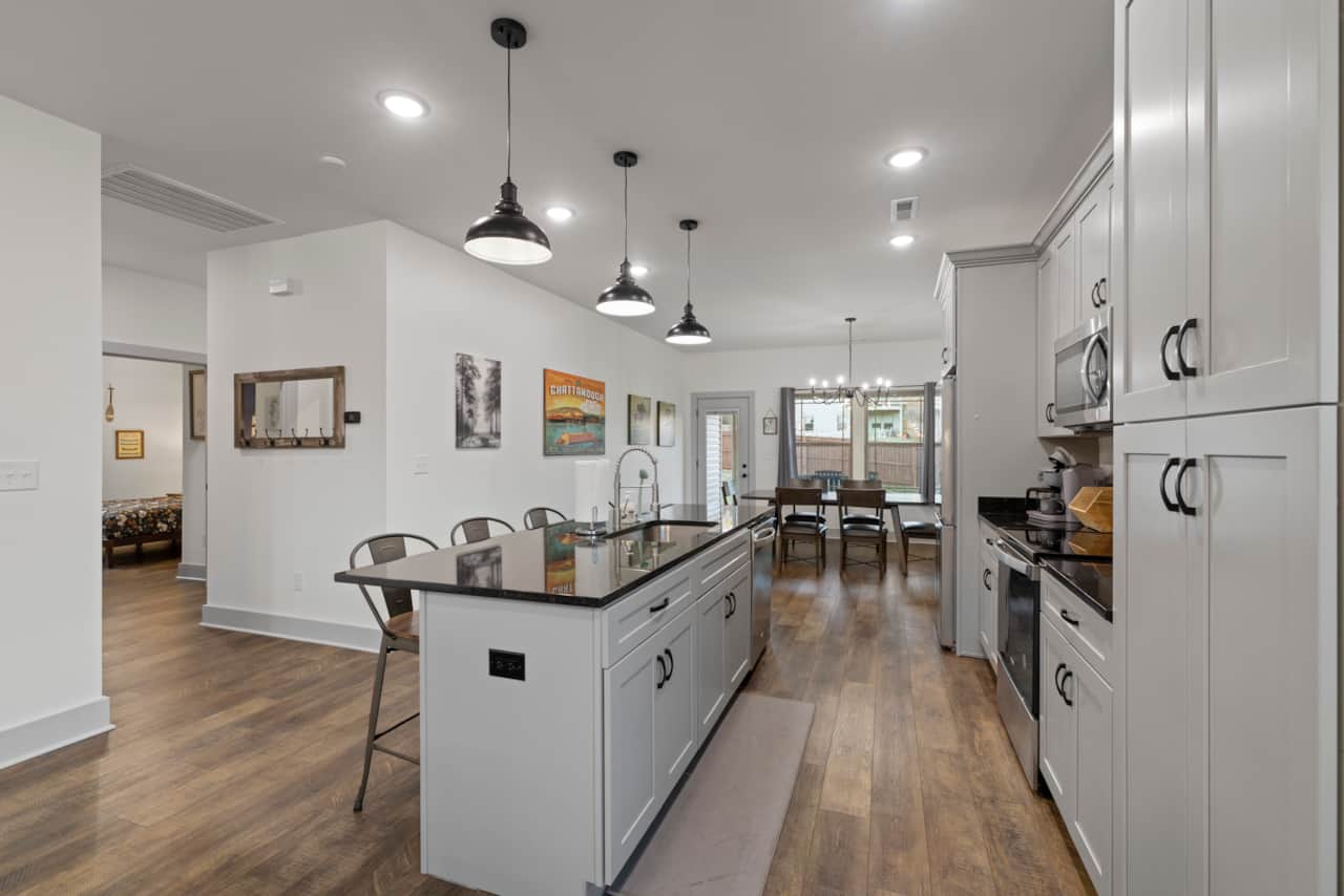 🏡Nature🏡 Fully Stocked Kitchen
