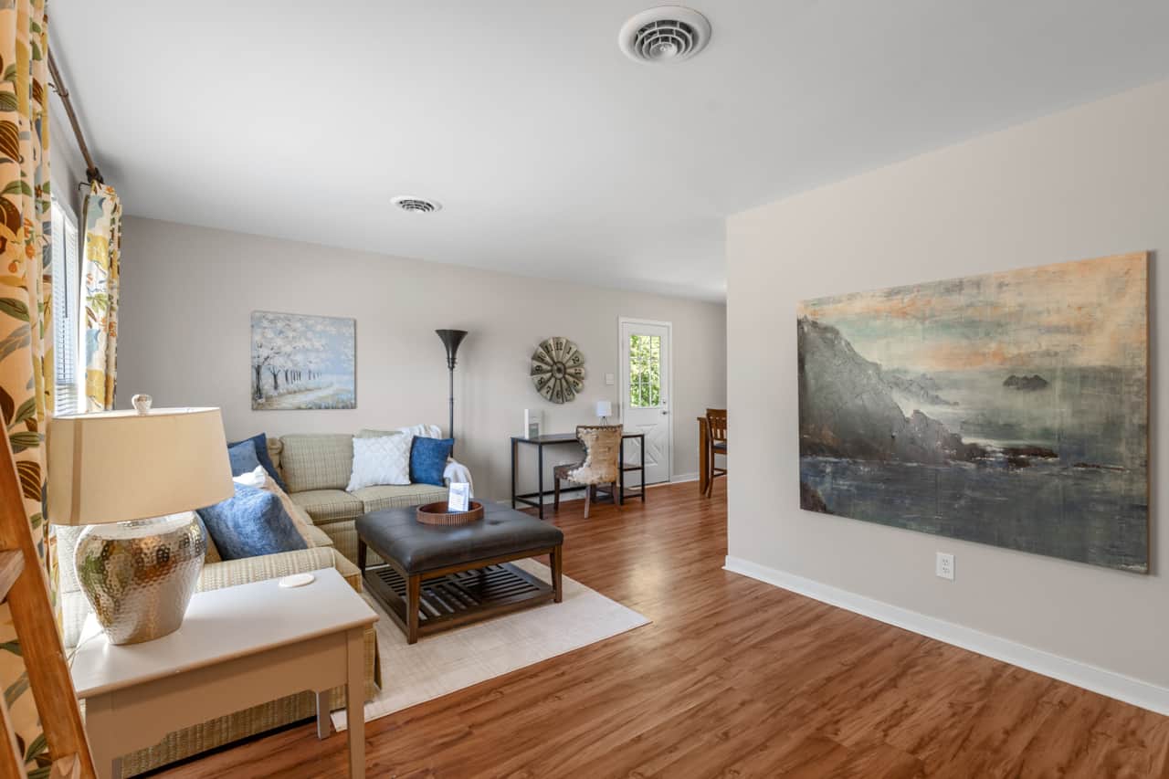 Comfortable and cozy Living Room 