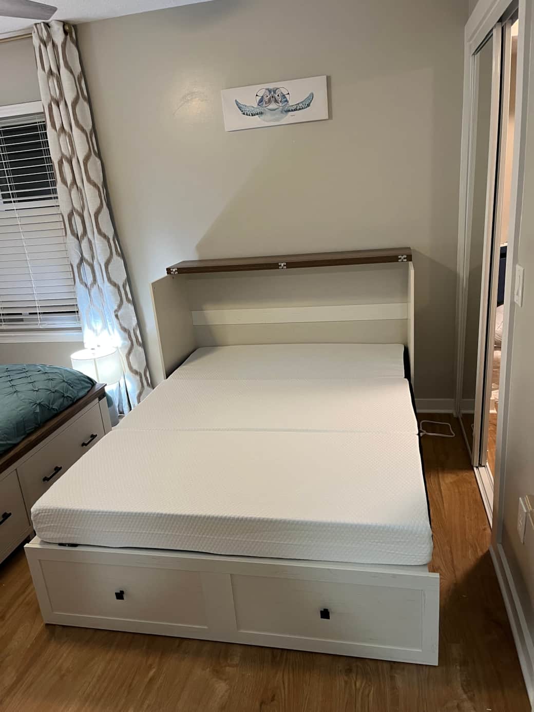 Front Bedroom - Full Size Pull Out Bed