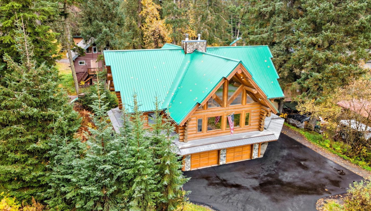 Misty Pines Lodge
