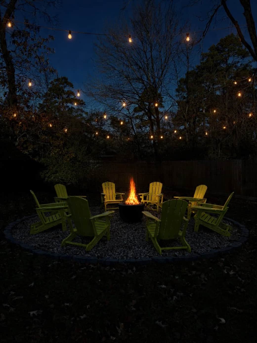Absolutely stunning 8 chair fire pit for a cozy evening with fam & friends or a romantic couples getaway. 