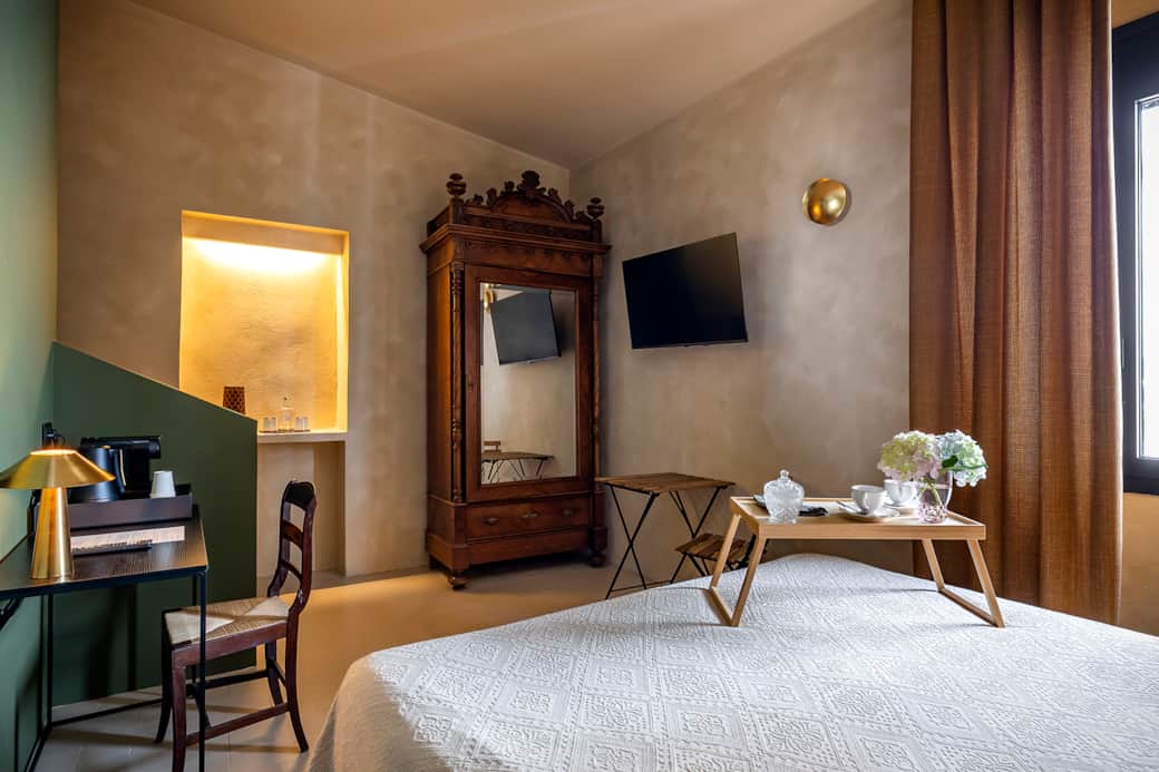 Overview KIng RoomHotel Vella Nit