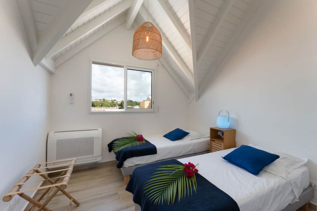 12 Main Floor Bed Room