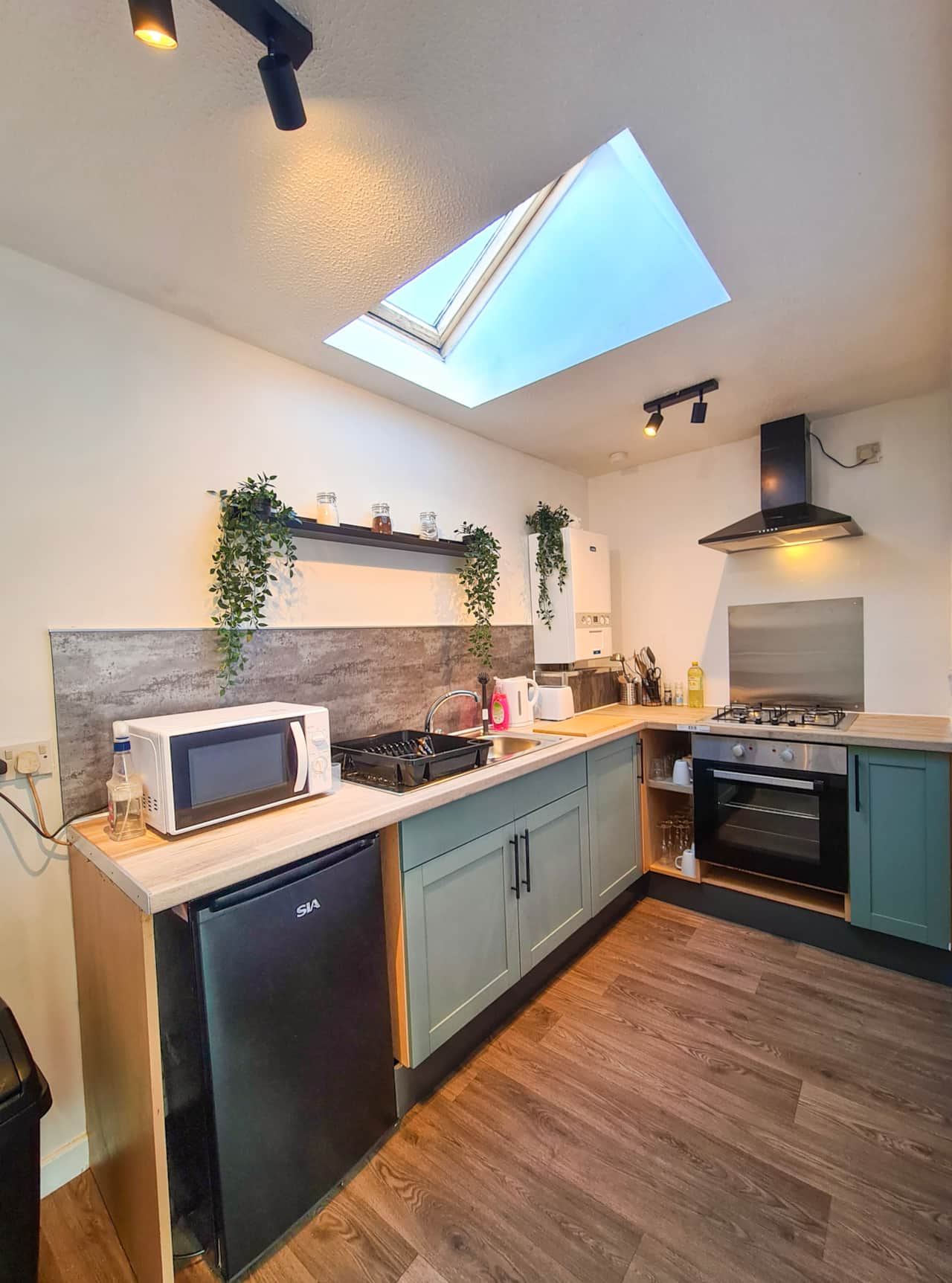 Kitchen (2)