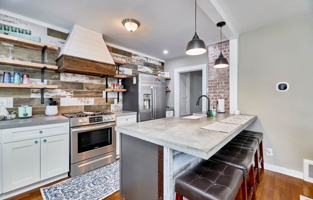 215 French St 012