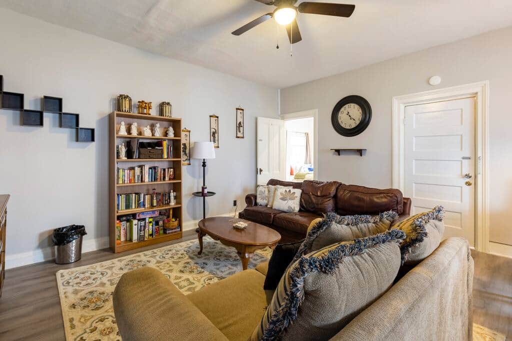 F7309e81 e6f3 4789 aeb8 367938c886f8