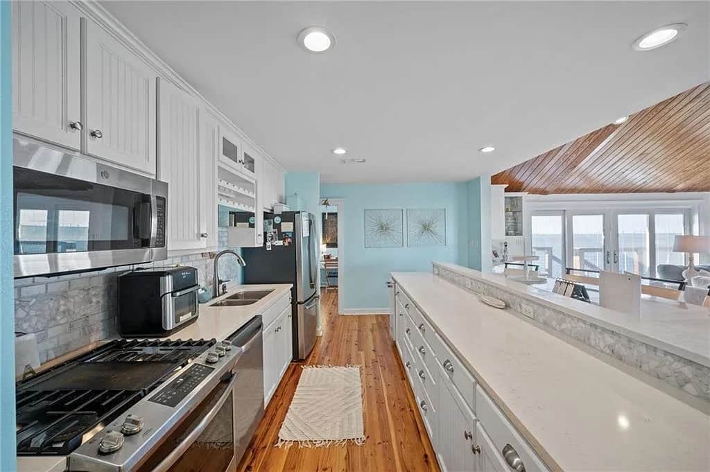 Kitchen 2