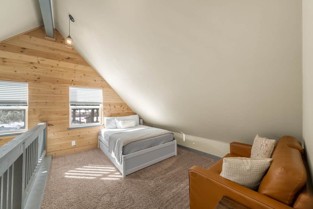 Full Bed - Loft