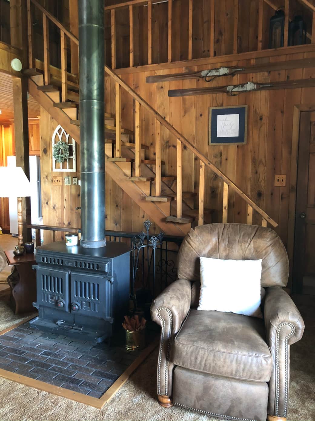 SMITH CABIN LIVING ROOM