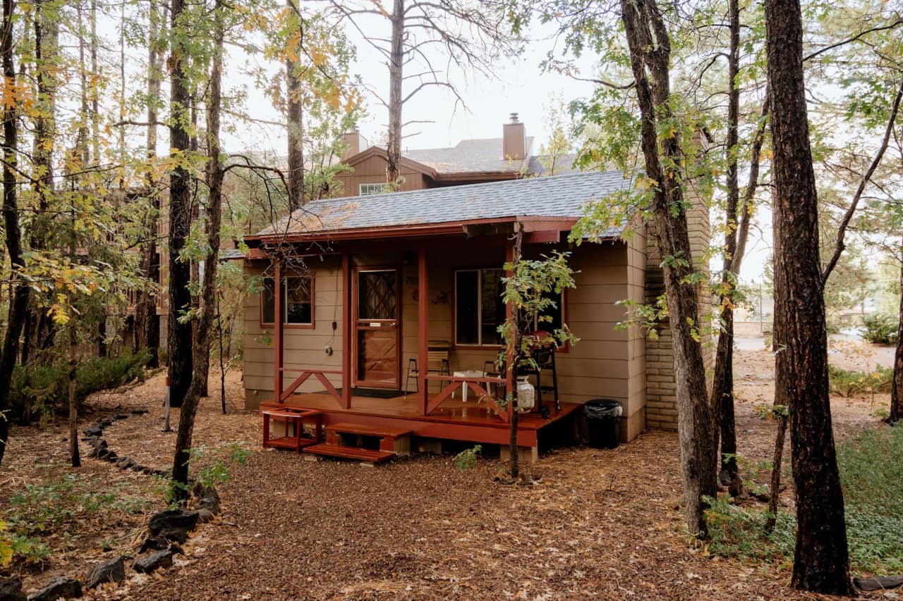10 19 24NorthwoodResort Cabin#6 1