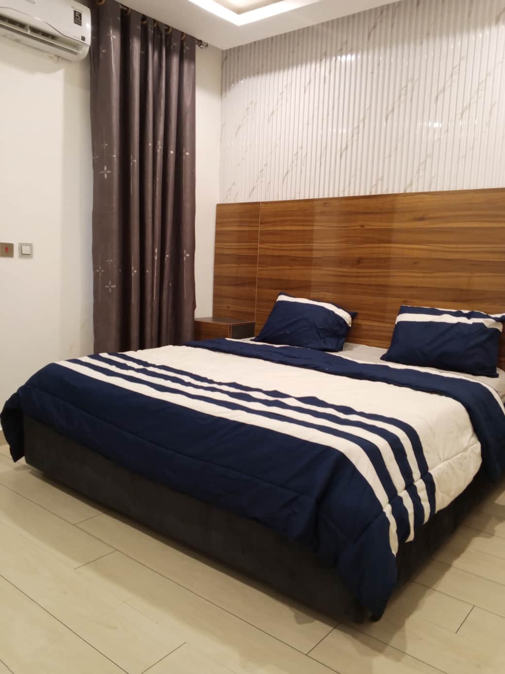 Double Bed Double Bed