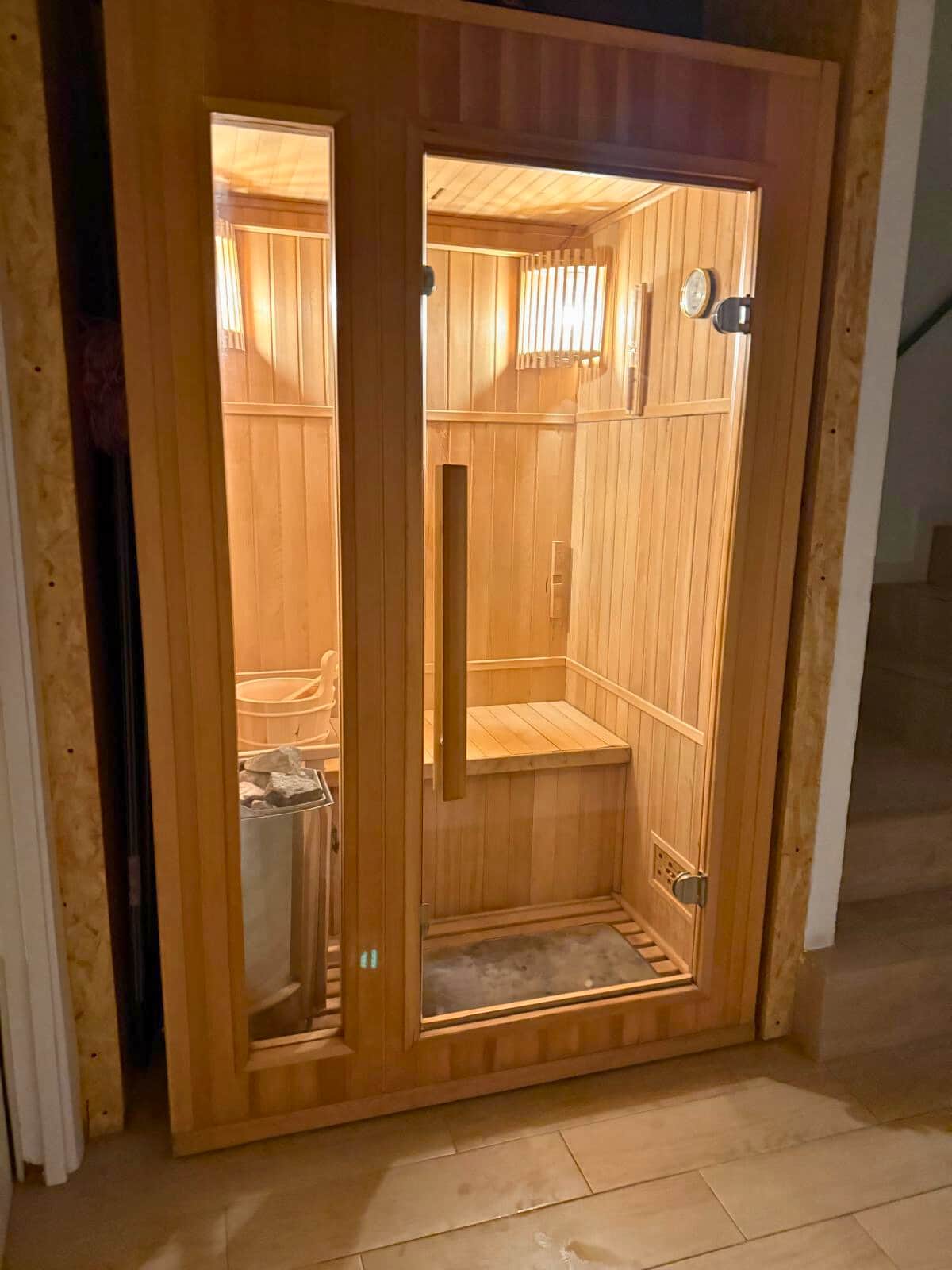 SAUNA