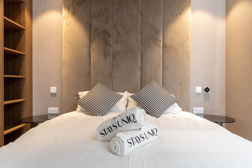 Double Bed