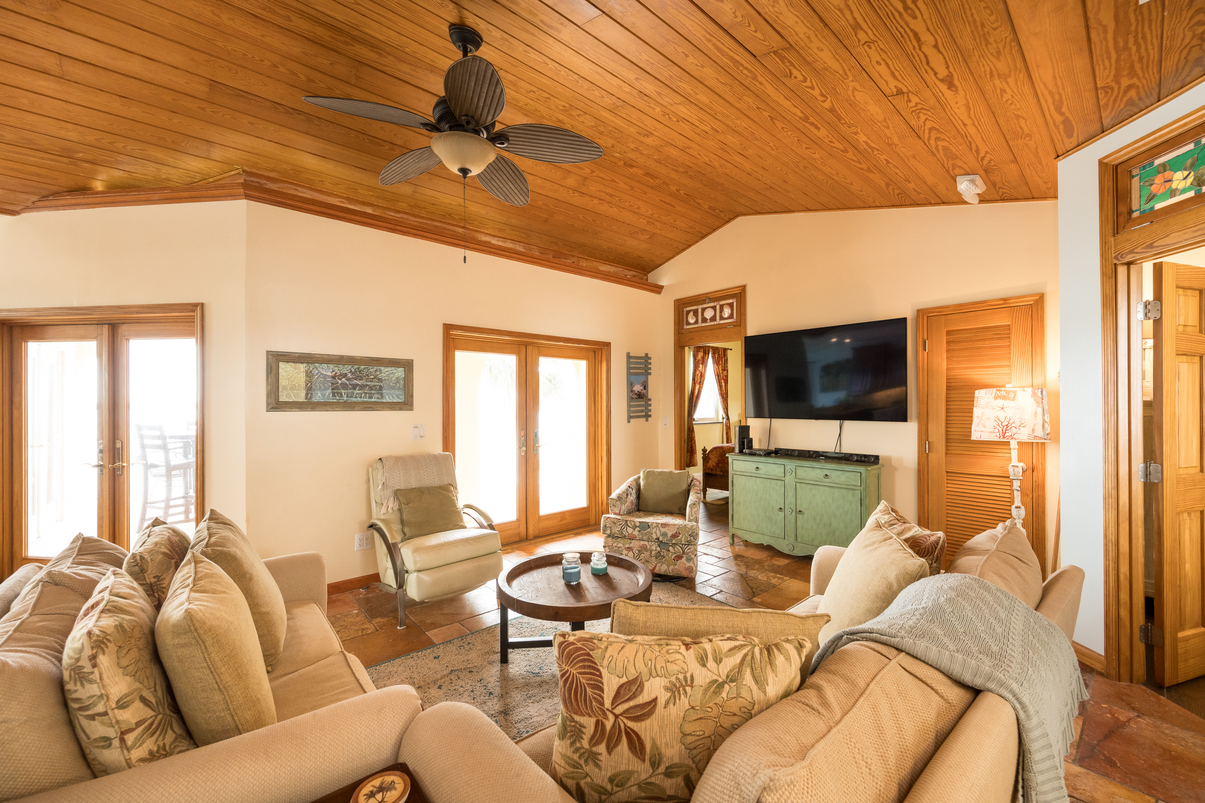 Captain's Quarters