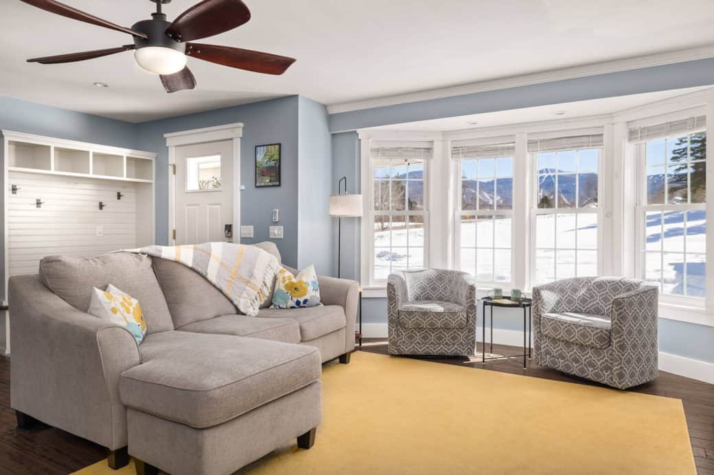 This upstairs living space is the perfect place for your family to gather to relax and enjoy each other's company. The views can't be beat, especially with snow on the slopes!