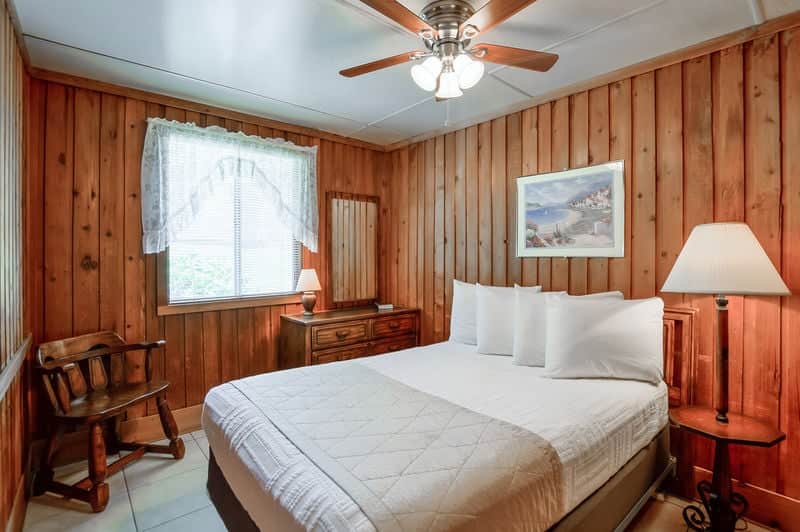 Full Bedroom
