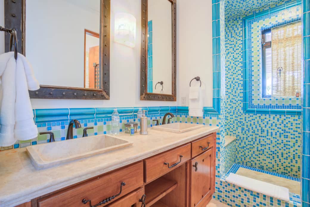 Double sink bathroom Double sink bathroom