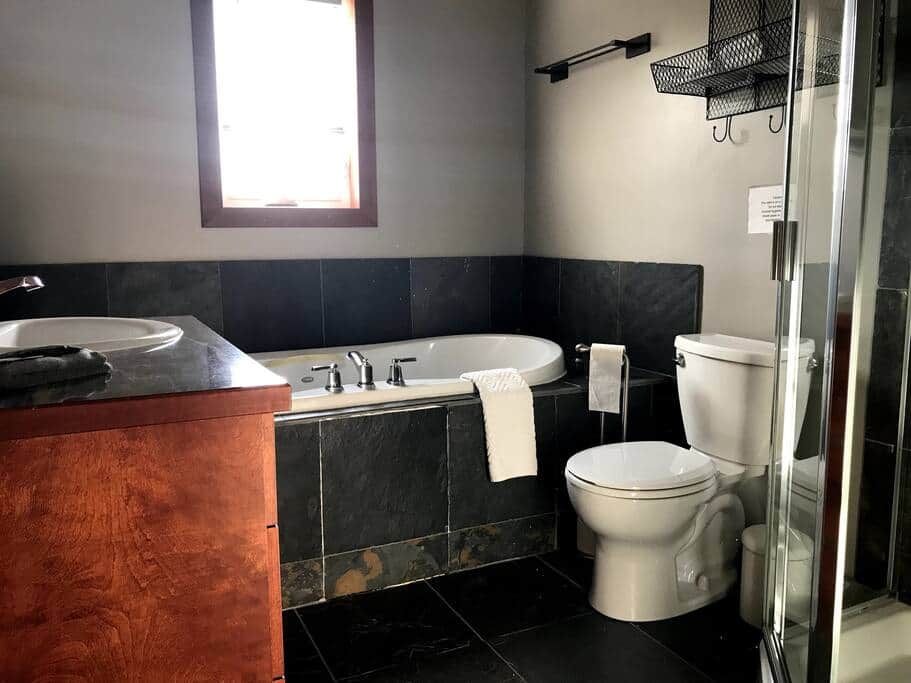 Washroom - Bath and shower Washroom - Bath and shower