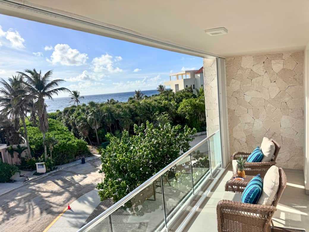 Enjoy your private balcony and feel the Akumal Sea breeze with stunning Caribbean views.