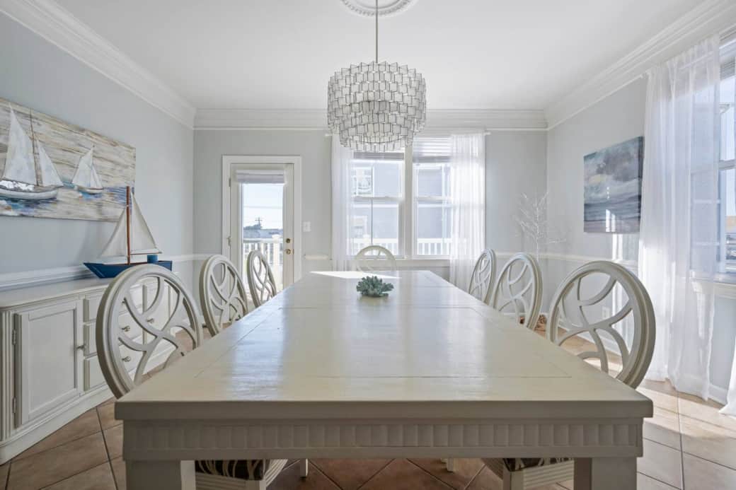 Dining table (seats 8)