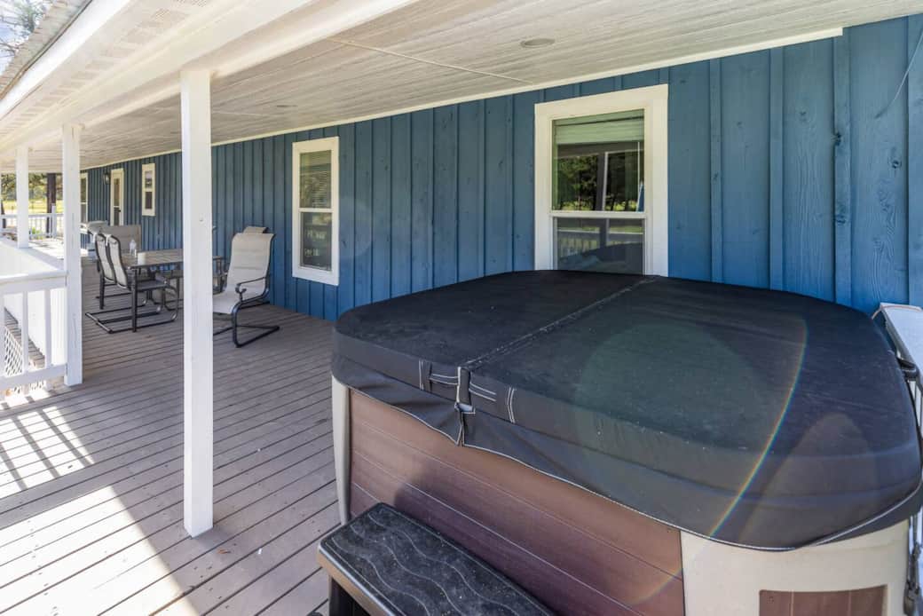 Relaxed & Inviting

“Soak away your stress in our private hot tub under the stars. Whether it’s a cool evening or a sunny afternoon, the warm bubbling water is the perfect way to relax, unwind, and recharge after a fun-filled day.”