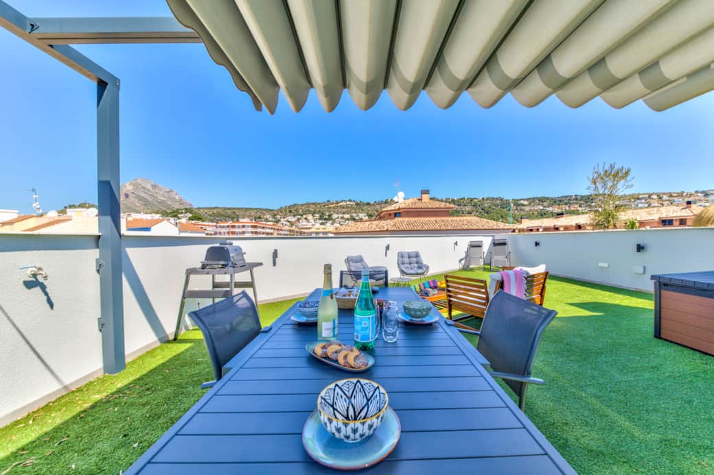 Roof Terrace 3