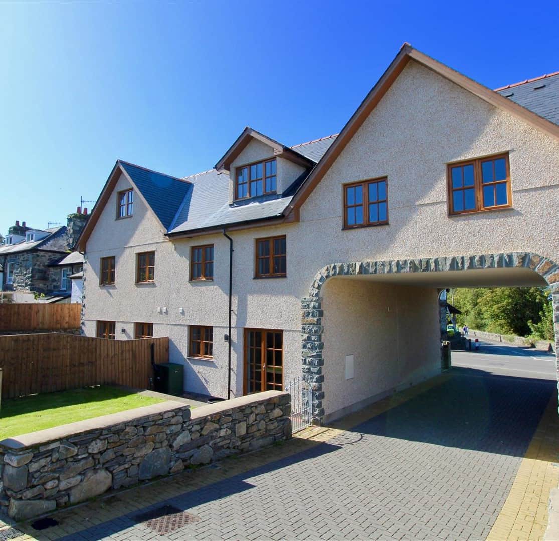 Luxurious townhouse in Llanbedr, ideal for Snowdonia.