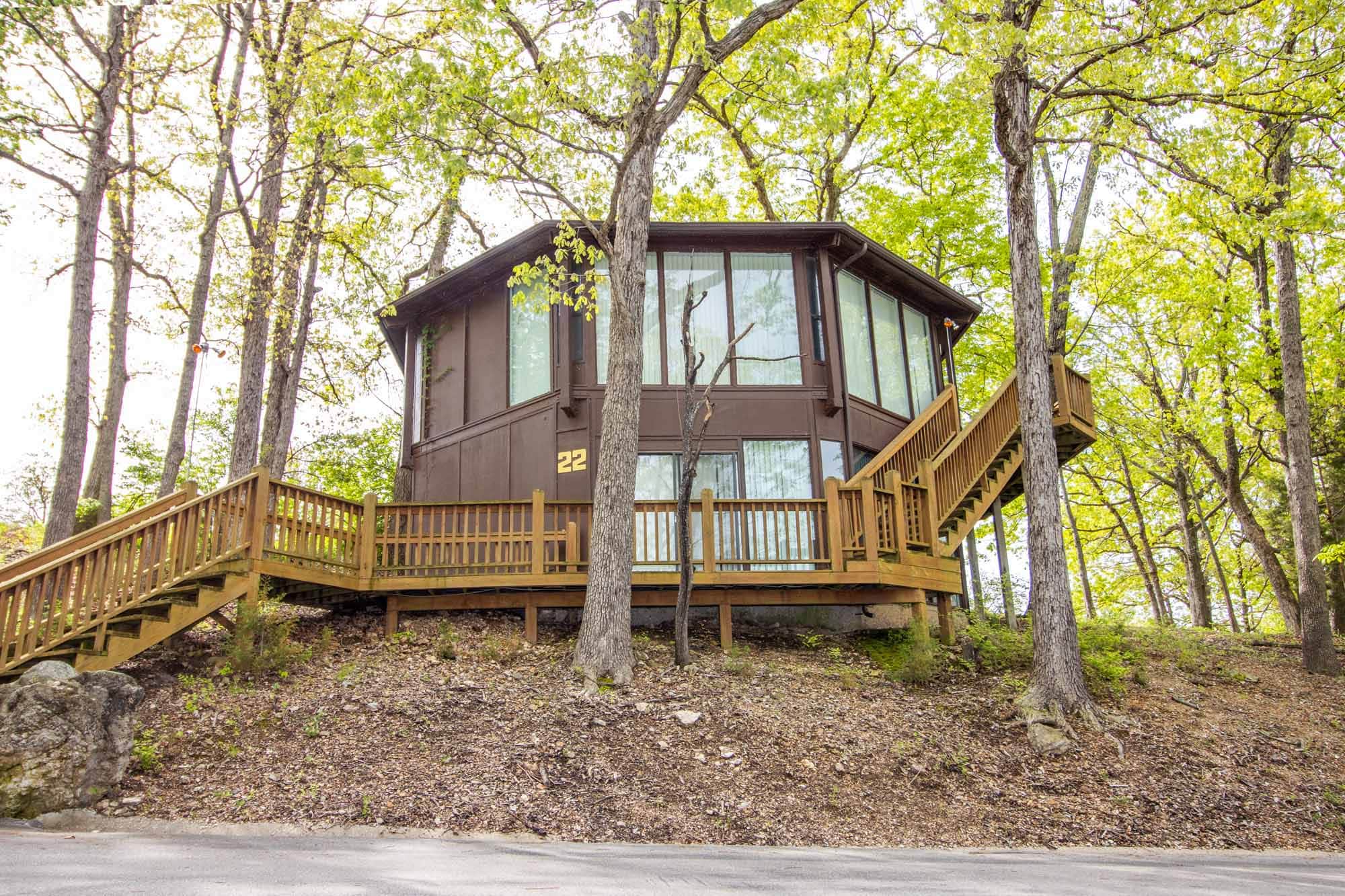 UNIT 22 TREETOP 2 BEDROOM VILLA Vacation Home in Village of Four