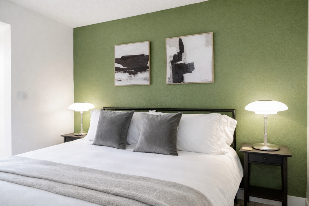 Sink into our ultra-comfortable Casper king mattress—guest favorite for the best night’s sleep. Sink into our ultra-comfortable Casper king mattress—guest favorite for the best night’s sleep.