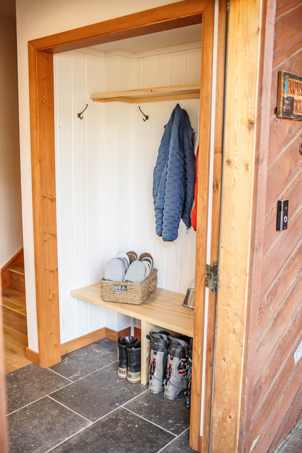 Entry way 