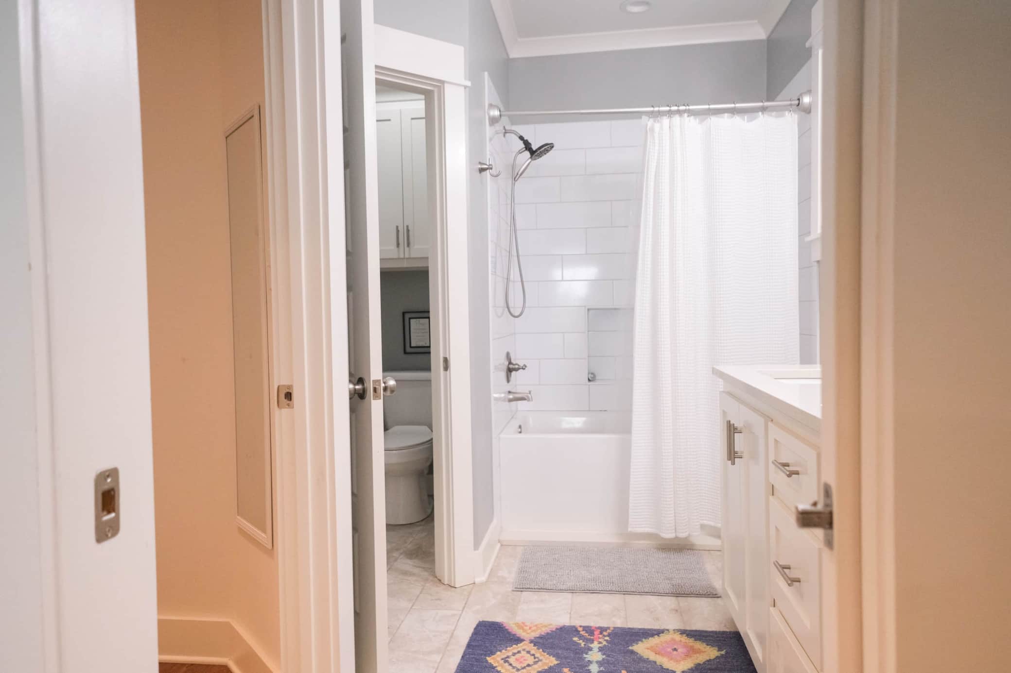 Bath shower combo in master bath.jpg
