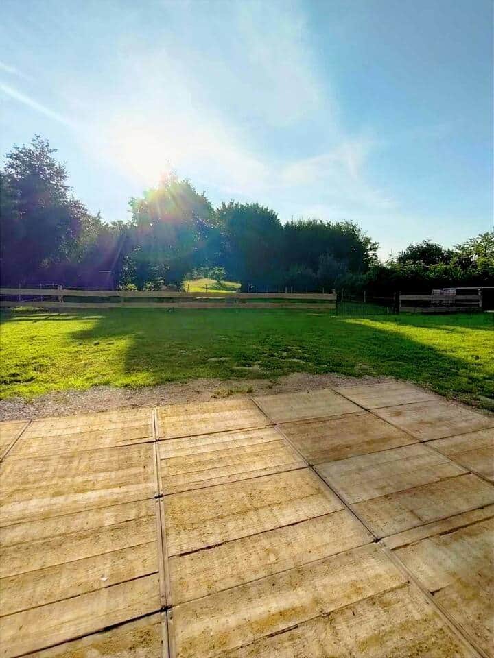 DEUXIEME GRANDE TERRASSE