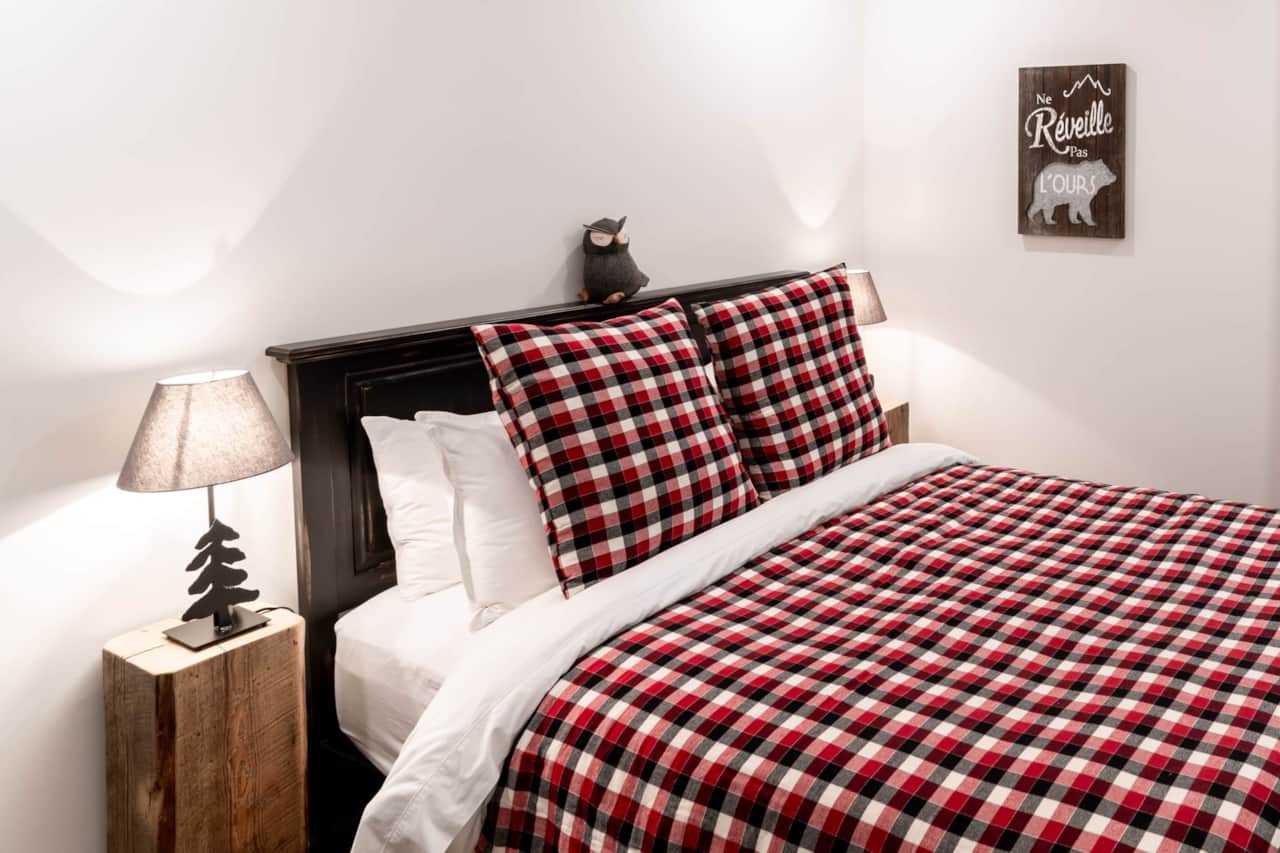 Chambre # 2 - Lit Queeen