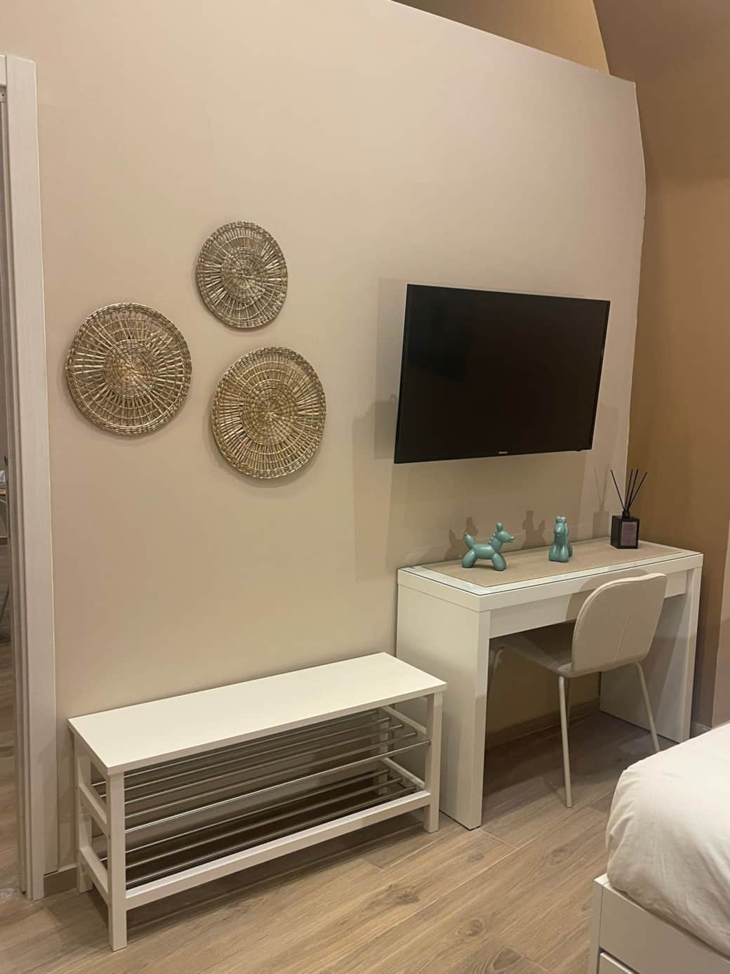 WhatsApp Image 2025-11-23 at 23.11 WhatsApp Image 2025-11-23 at 23.11