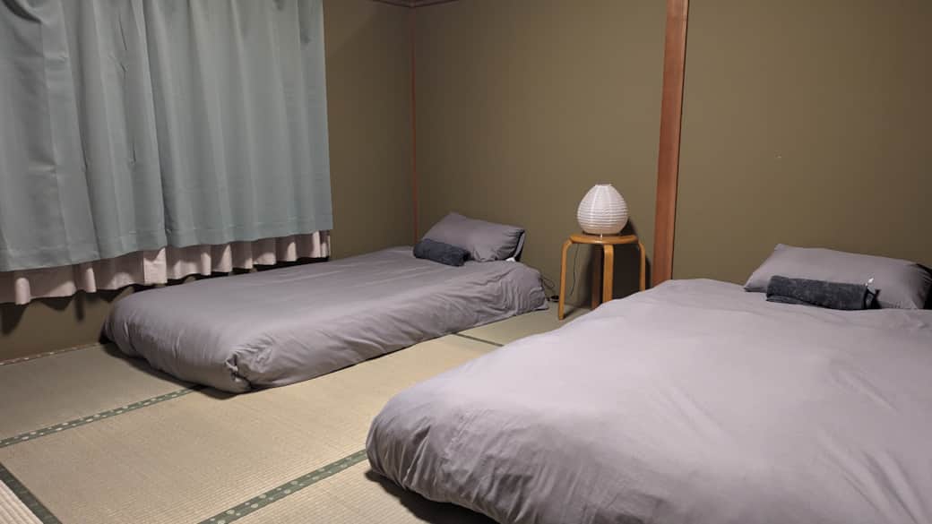 Private tatami bedroom (night time) Private tatami bedroom (night time)