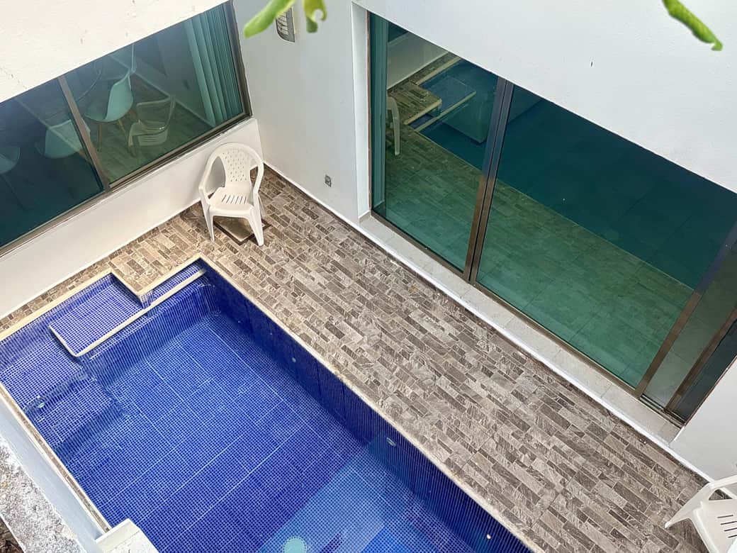 Private unheated pool