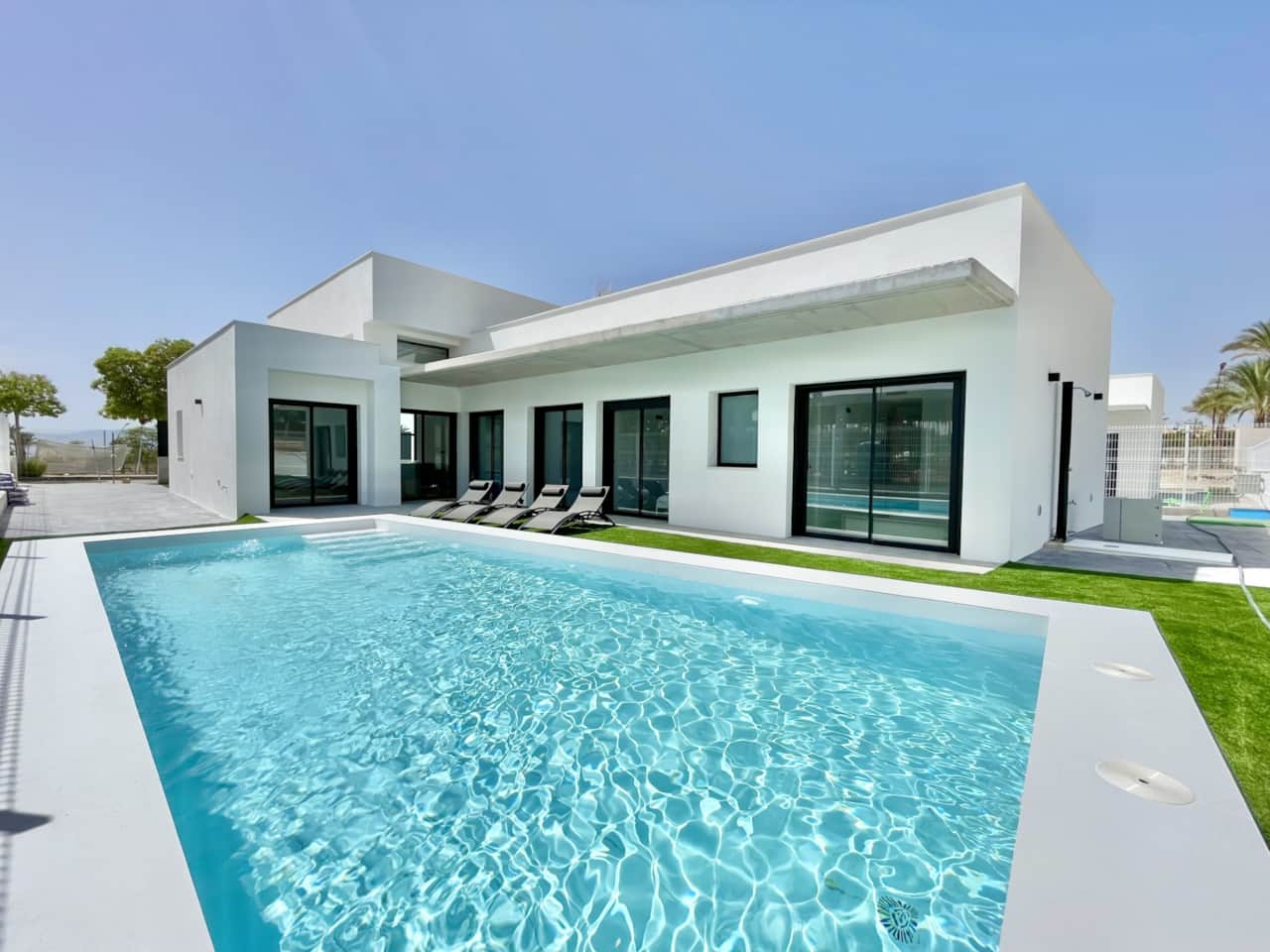 Private pool 4x8 meter