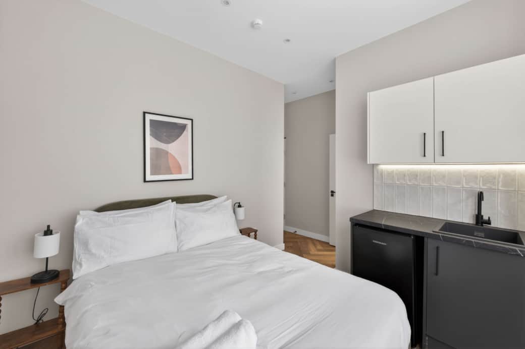 Room 3 - Kitchenette