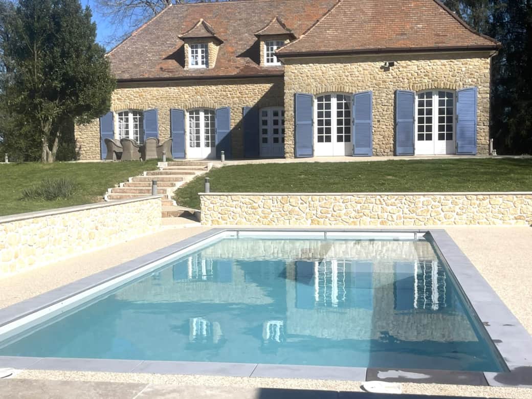 Maison serenite dordogne balanced sunny house