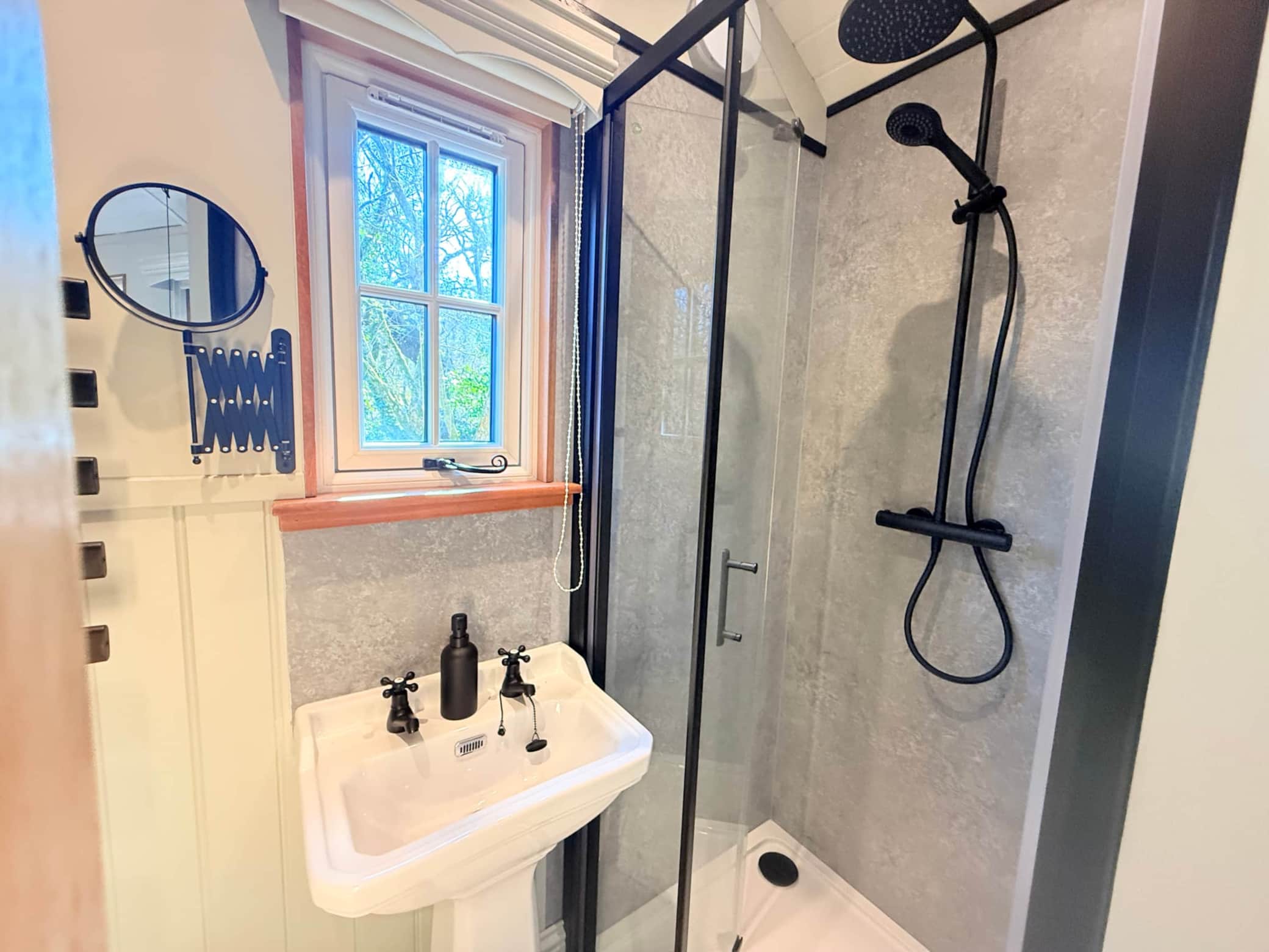 Bluebell Wood Bathroom