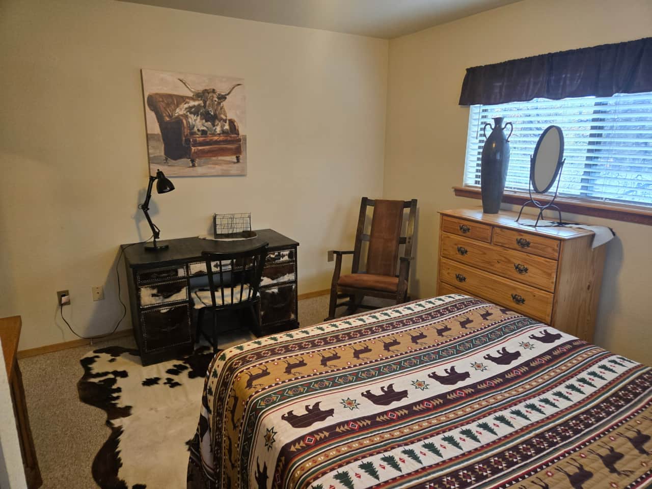 Cabin 12A Master Bedroom (2) - Copy