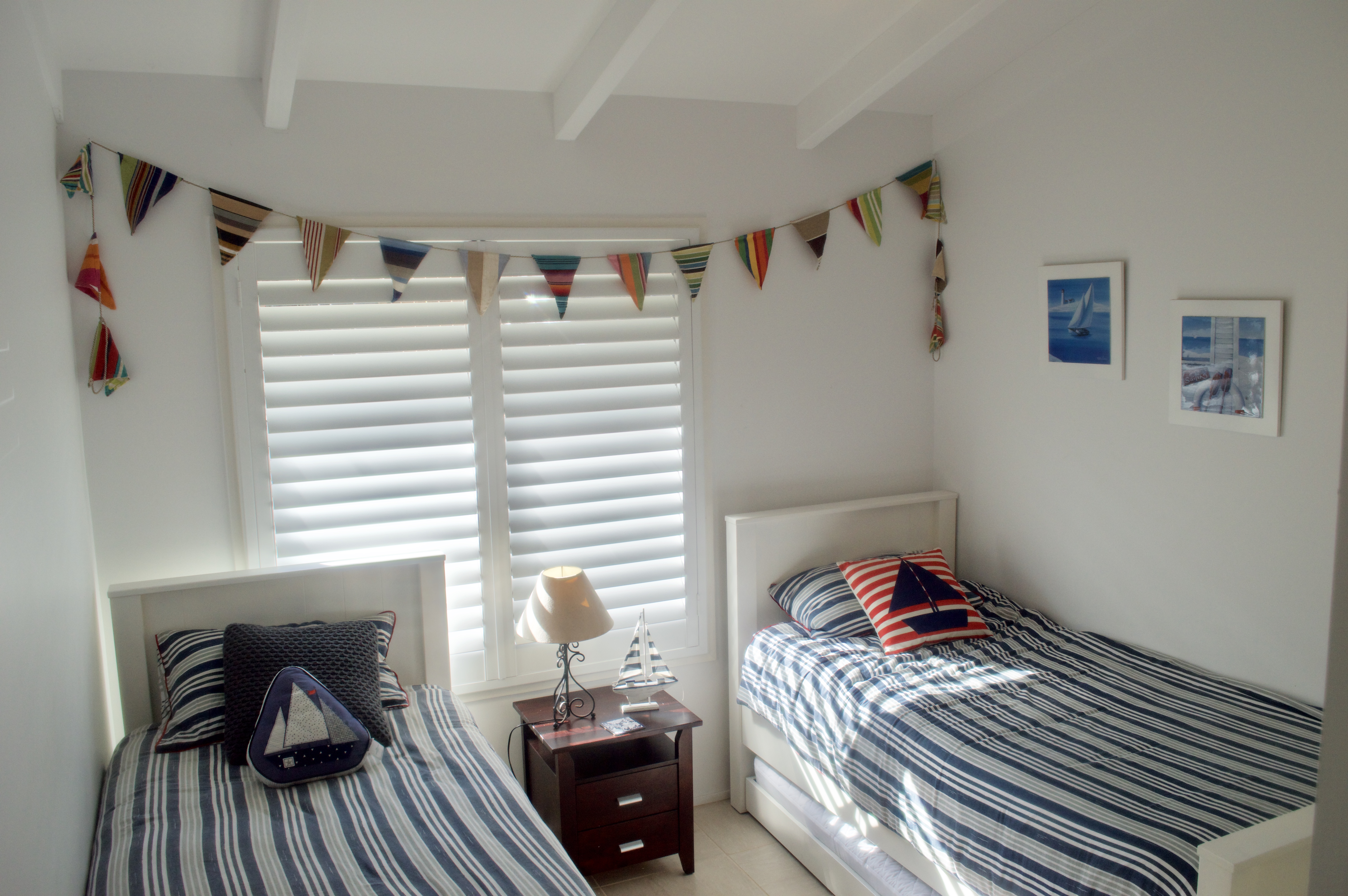 Bed 2 - 2 x Singles + trundle (also portocaot & highchair)