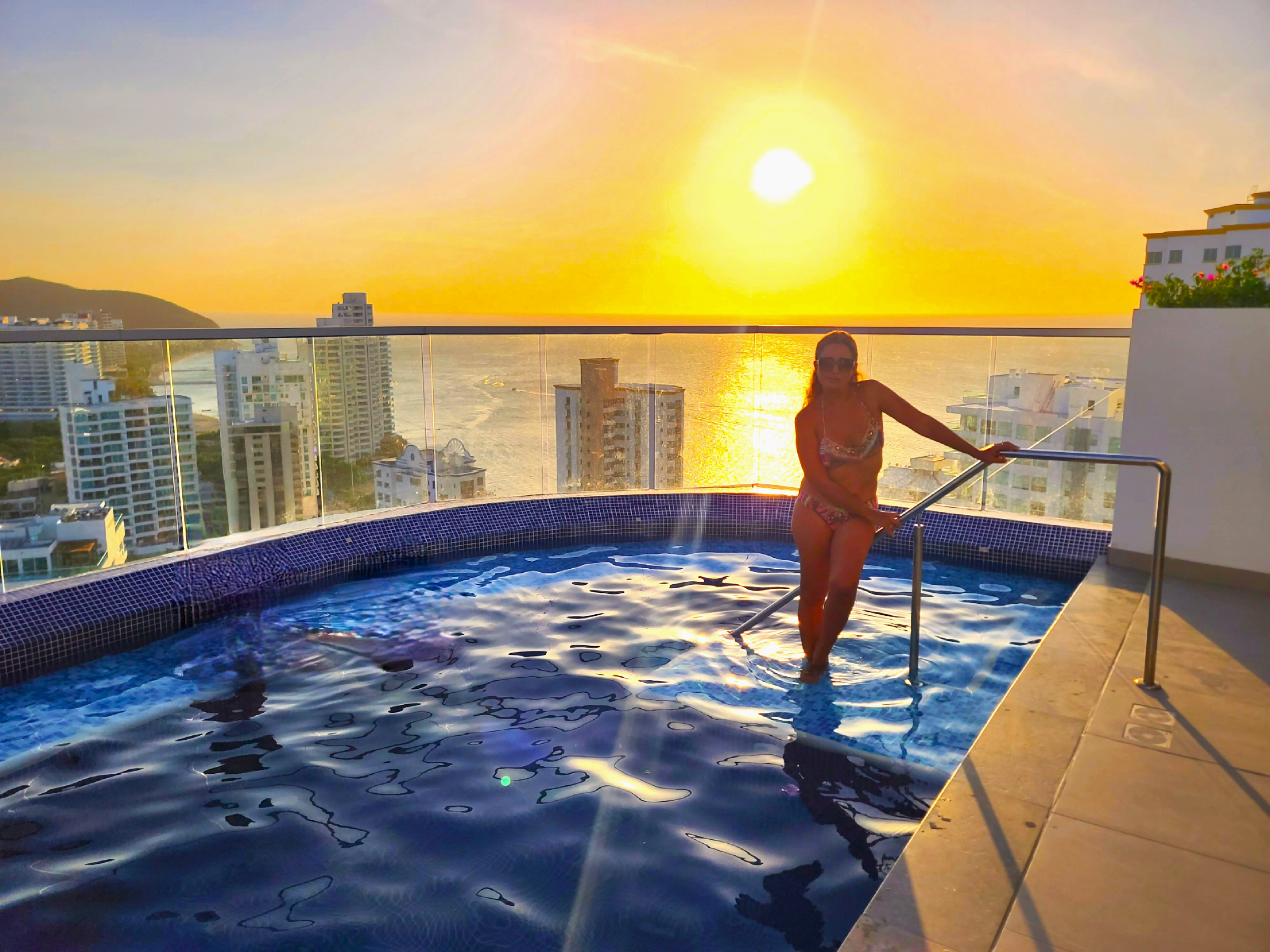 Apartamento Con 3 Piscinas En Rodadero Estilo Bali Luxury