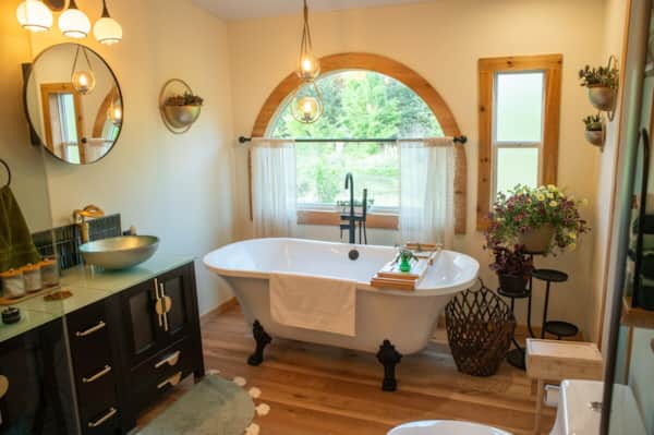 En suite bathroom