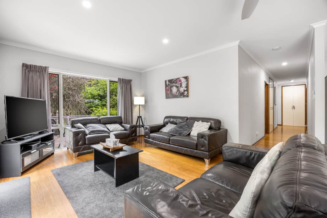 Kookaburra Retreat Living View