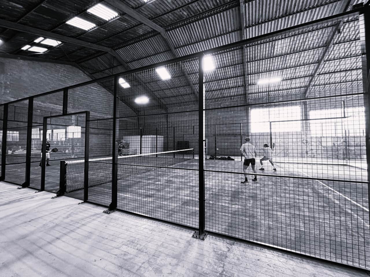 Maison poumo gite provence private padel court covered
