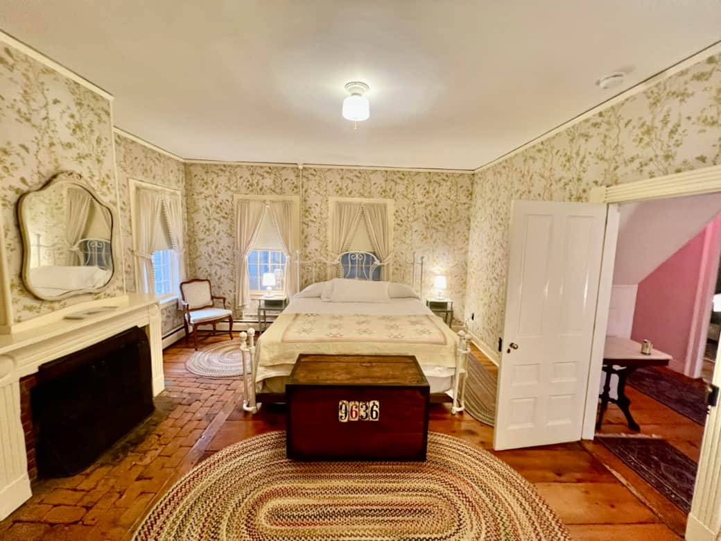 Family King Suite